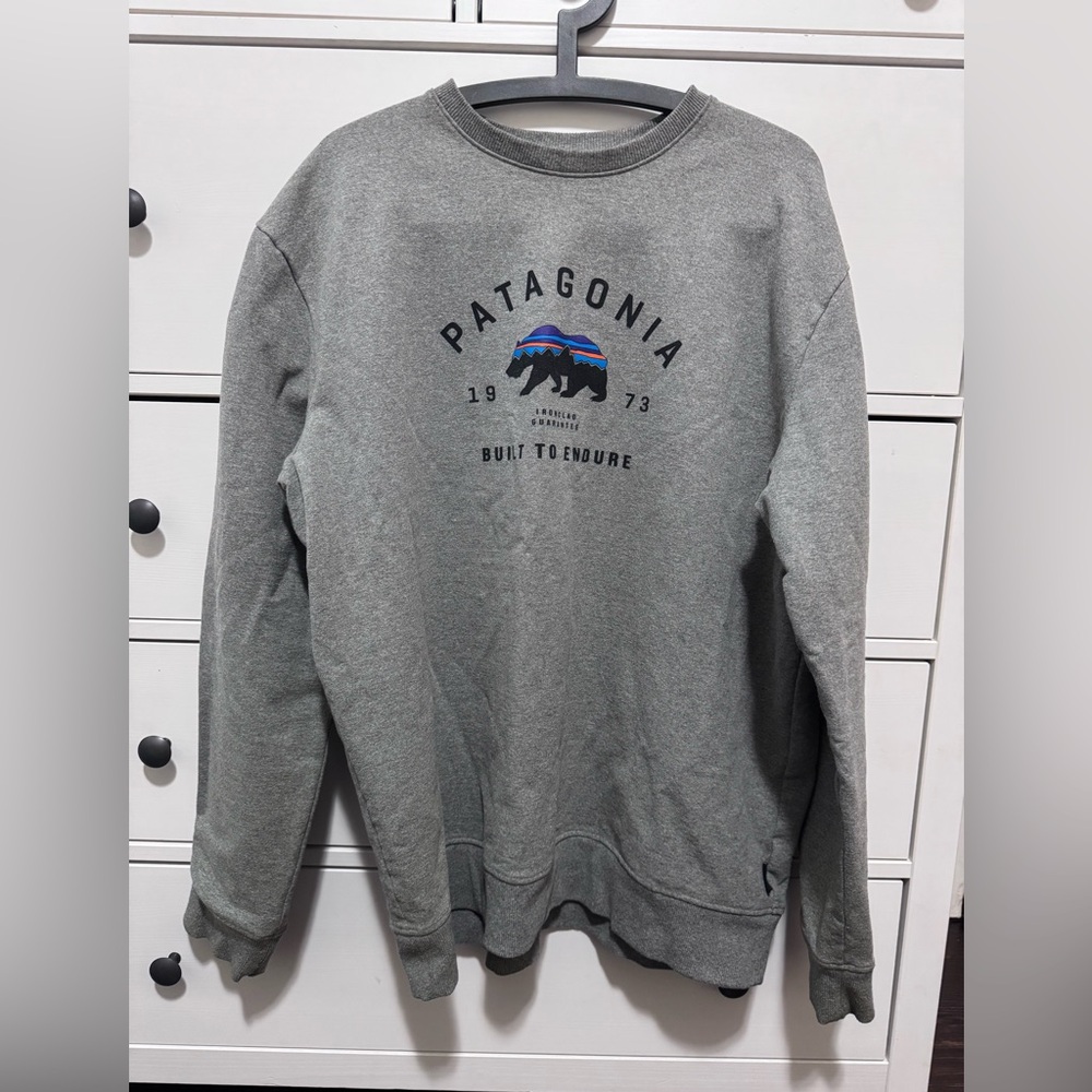 Patagonia Gray Crewneck Sweater with Classic Logo